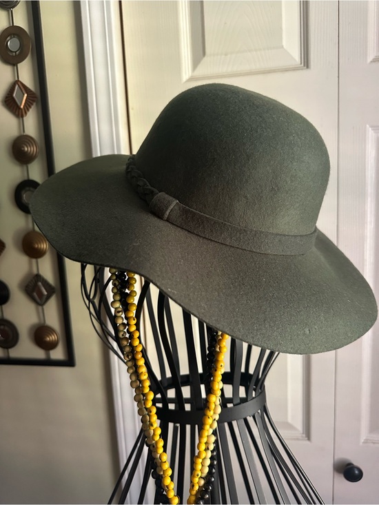 Anna & Ava Accessories - Anna & Ava Olive Green Braided Felt Wide Brim Hat